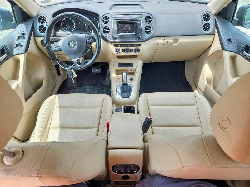 2016 Volkswagen Tiguan VIN WVGAV7AX3GW600699 COPART salvage auction — MINOR DENT/SCRATCHES, Va - Dealer Only Clean Title, sold $325 on 2026-07-08 (photo 8)