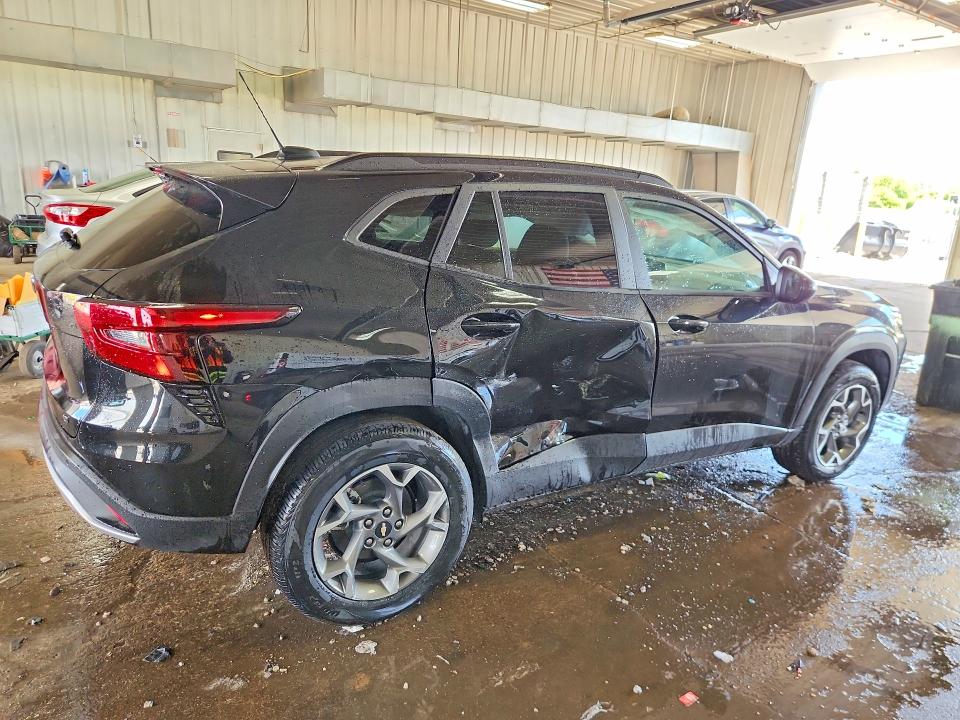 2026 Chevrolet Trax VIN KL77LHEP6TC094086 COPART salvage auction — SIDE, WI - CERTIFICATE OF TITLE, sold $9,000 on 2026-07-14 (photo 3)