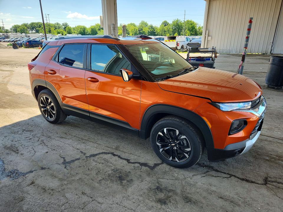 2023 Chevrolet Trailblazer VIN KL79MPSL2PB127002 COPART salvage auction — ROOF, In - Bill Of Sale - Parts Only, sold $3,650 on 2026-07-13 (photo 4)