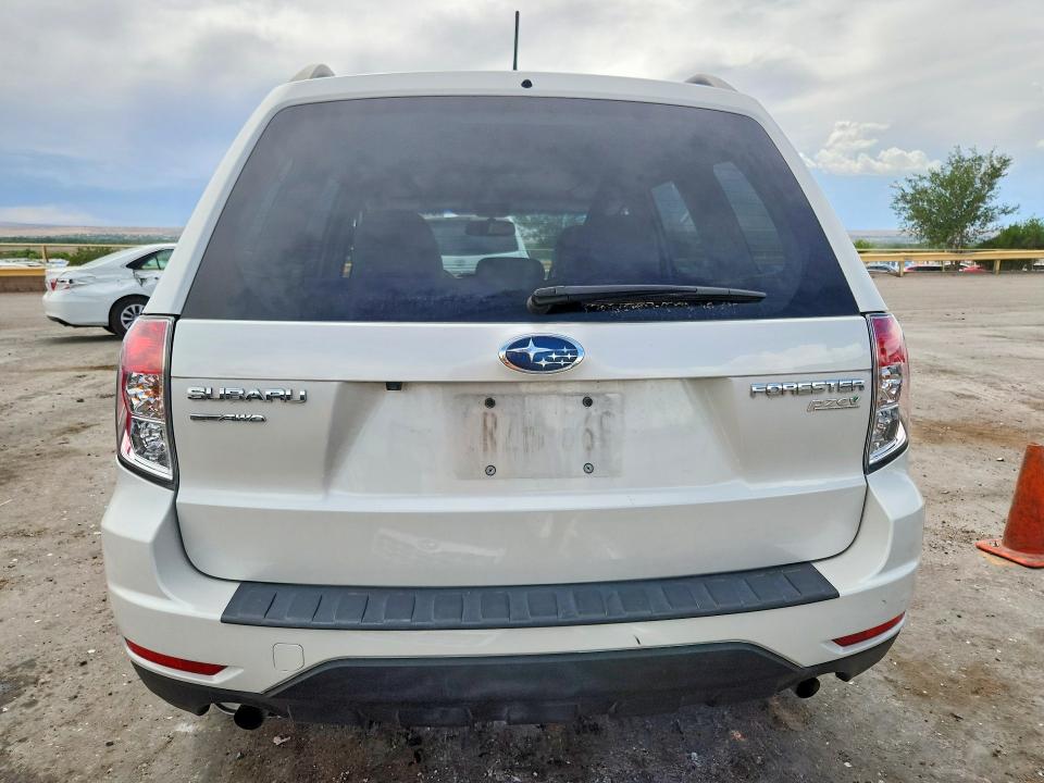 2011 Subaru Forester VIN JF2SHADC6BH773220 COPART salvage auction — FRONT END, Nm - Cert Of Title-Salvage, sold $3,400 on 2026-07-13 (photo 6)