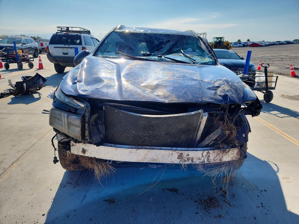 2022 Hyundai Santa fe VIN 5NMS2DAJ4NH399701 COPART salvage auction — ROLLOVER, Ky - Cert Of Title-Salvage, sold $1,550 on 2026-08-27 (photo 5)