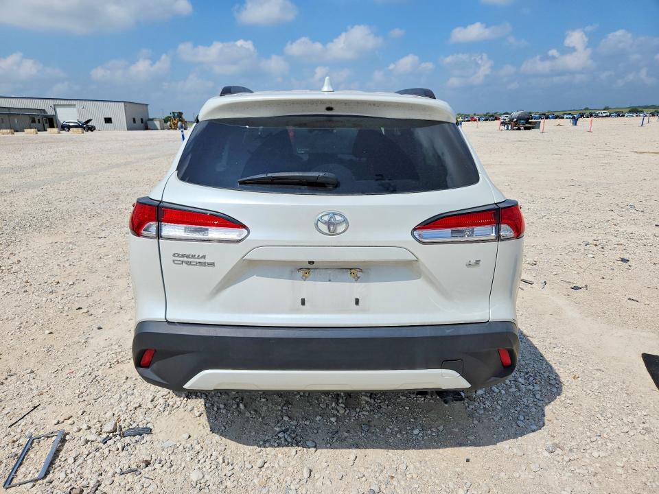 2022 Toyota VIN 7MUCAAAG7NV027461 COPART salvage auction — WATER/FLOOD, Tx - Salvage Vehicle Title, sold $5,900 on 2026-07-09 (photo 6)