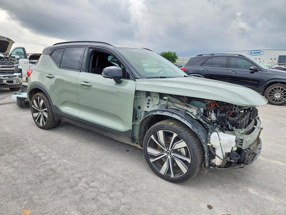 2022 Volvo VIN YV4ED3UB3N2769334 COPART salvage auction — FRONT END, Ok - Cert Of Title-Salvage, sold $9,500 on 2026-07-31 (photo 4)