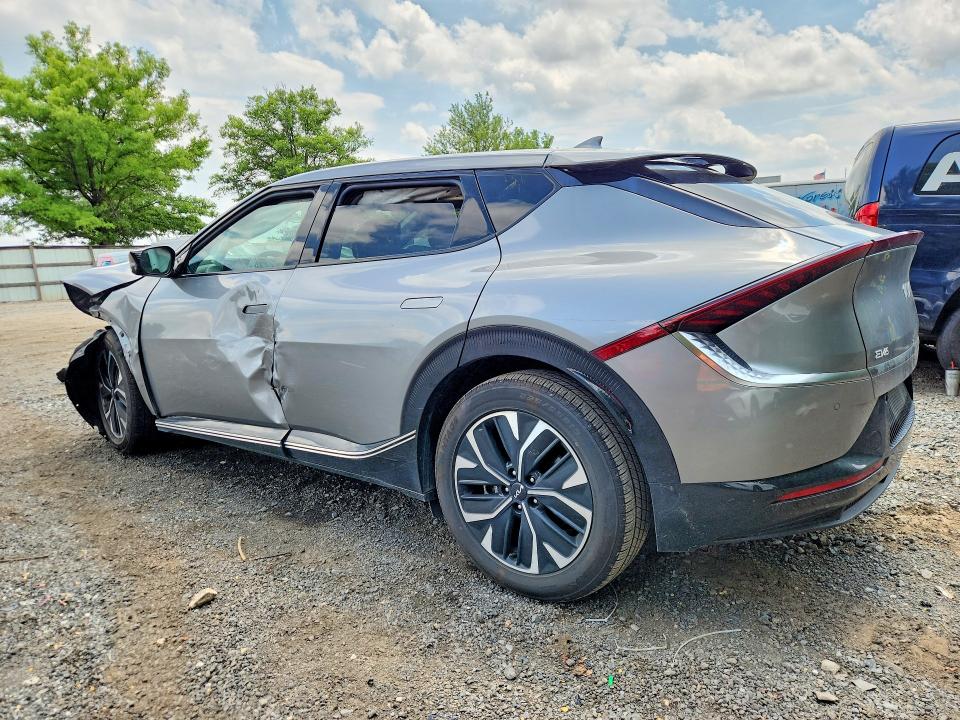 2023 Kia Ev6 VIN KNDC34LA1P5158523 COPART salvage auction — FRONT END, VA - CERT OF TITLE - SALVAGE, sold $2,850 on 2026-07-06 (photo 2)