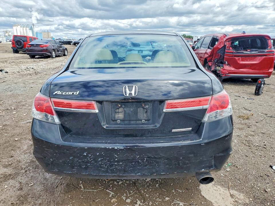 2011 Honda Accord VIN 1HGCP2F69BA084981 COPART salvage auction — FRONT END, Il - Salvage Certificate, sold $225 on 2026-07-31 (photo 6)