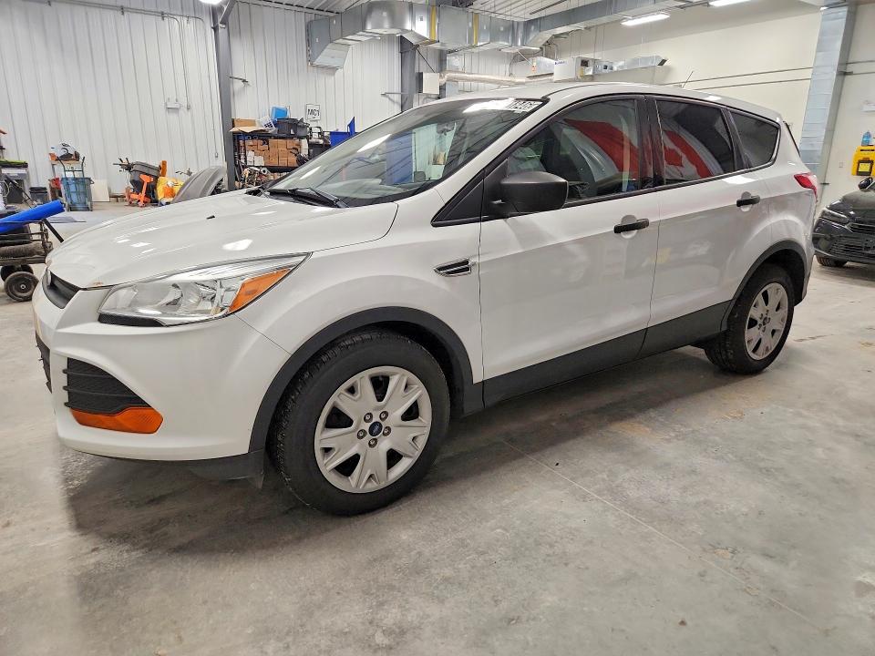 2015 Ford Escape VIN 1FMCU0F78FUA33251 COPART salvage auction — MINOR DENT/SCRATCHES, QC - AUCUNE MENTION, sold $1,800 on 2026-07-03 (photo 1)