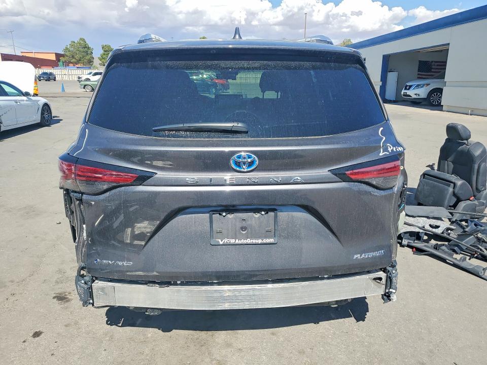 2025 Toyota Sienna VIN 5TDESKFC9SS206110 COPART salvage auction — REAR END, Nm - Cert Of Title-Salvage, sold $9,200 on 2026-07-24 (photo 6)