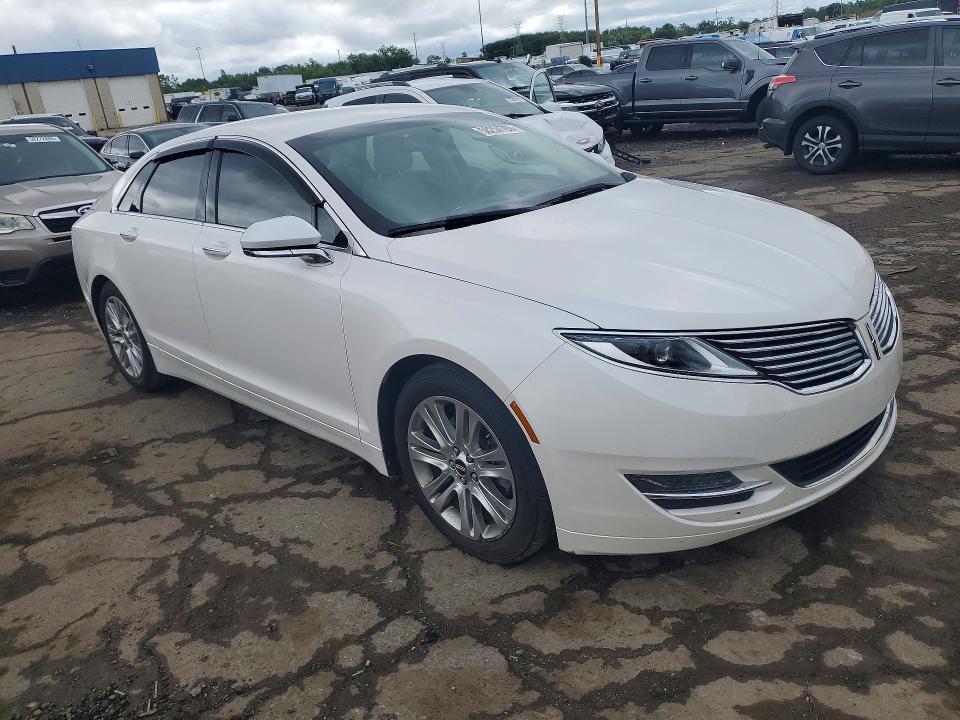 2014 Lincoln VIN 3LN6L2G98ER834697 COPART salvage auction — SIDE, Mi - Certificate Of Title, sold $3,150 on 2026-07-17 (photo 4)