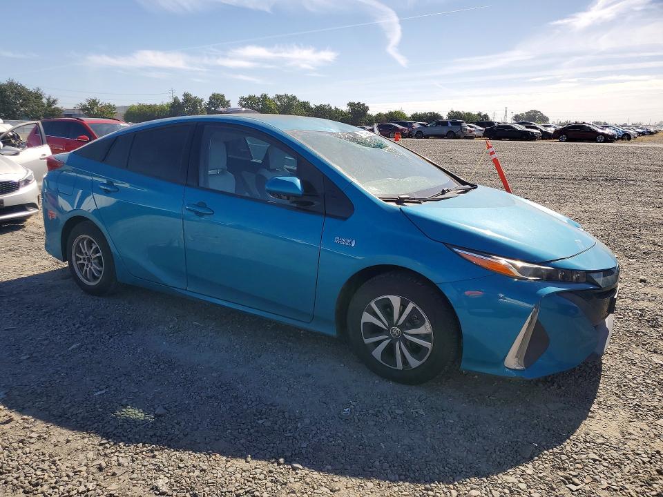 2017 Toyota Prius prime VIN JTDKARFP6H3040513 COPART salvage auction — ROOF, CA - SALVAGE CERTIFICATE, sold $7,000 on 2026-07-14 (photo 4)