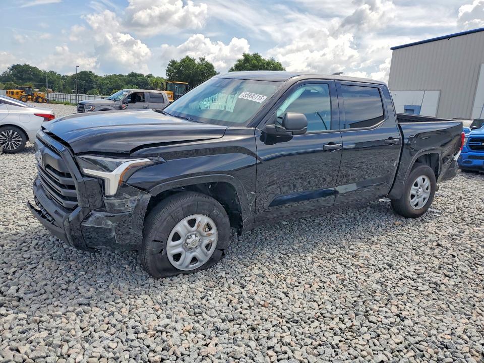 2025 Toyota Tundra VIN 5TFKB5DB8SX327106 COPART salvage auction — FRONT END, Salvage Title, sold $5,500 on 2026-07-27 (photo 1)