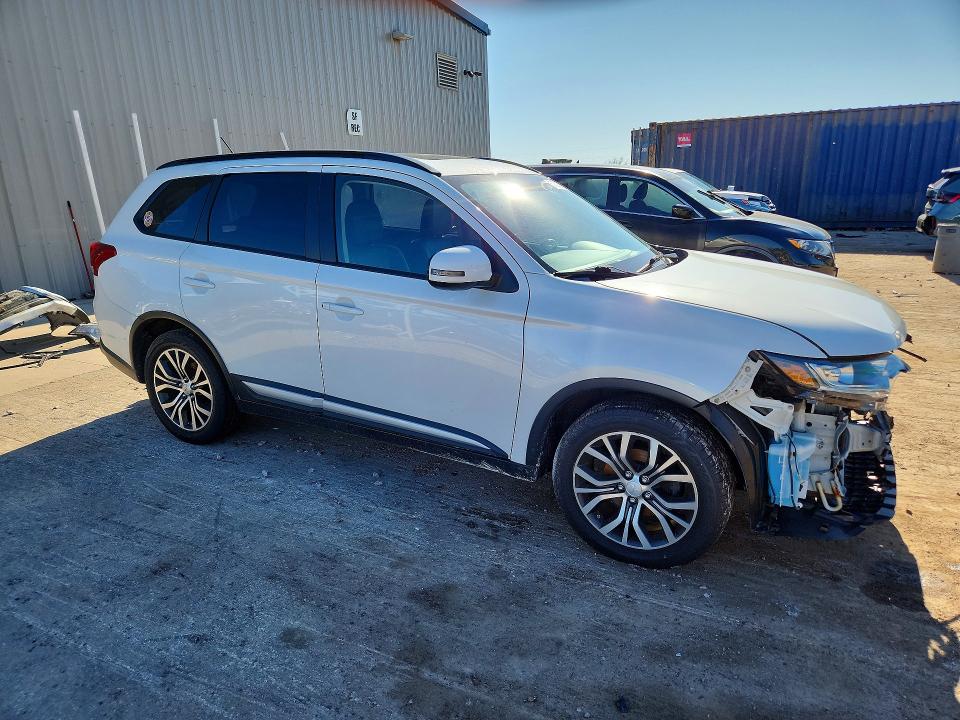 2016 Mitsubishi Outlander VIN JA4AZ3A30GZ062261 COPART salvage auction — FRONT END, Wi - Junked Vehicle Bill Of Sale, sold $1,350 on 2026-07-06 (photo 4)