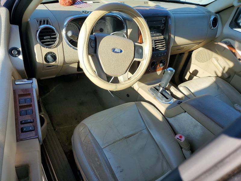 2007 Ford Explorer VIN 1FMEU74E27UA63074 COPART salvage auction — FRONT END, Nc - Salvage Certificate Of Title, sold $400 on 2026-08-29 (photo 8)
