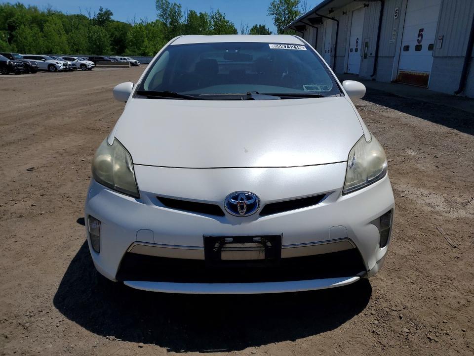 2013 Toyota Prius plug-in VIN JTDKN3DP2D3048218 COPART salvage auction — REAR END, VA - CERTIFICATE OF TITLE, sold $4,100 on 2026-07-09 (photo 5)