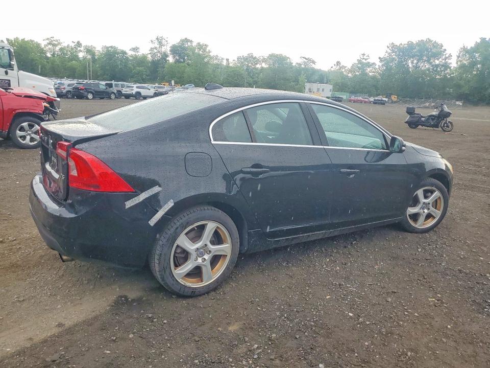 2012 Volvo S60 VIN YV1622FS9C2038256 COPART salvage auction — REAR END, NJ - CERT OF TITLE-SALVAGE, sold $475 on 2026-07-02 (photo 3)