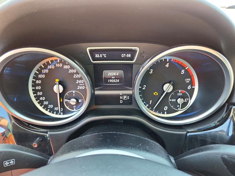 2013 Mercedes-benz Ml-class VIN 4JGDA2EB1DA142065 COPART salvage auction — FRONT END, ON - PERMIT NO BRAND - UNFIT, sold $3,850 on 2026-07-23 (photo 9)