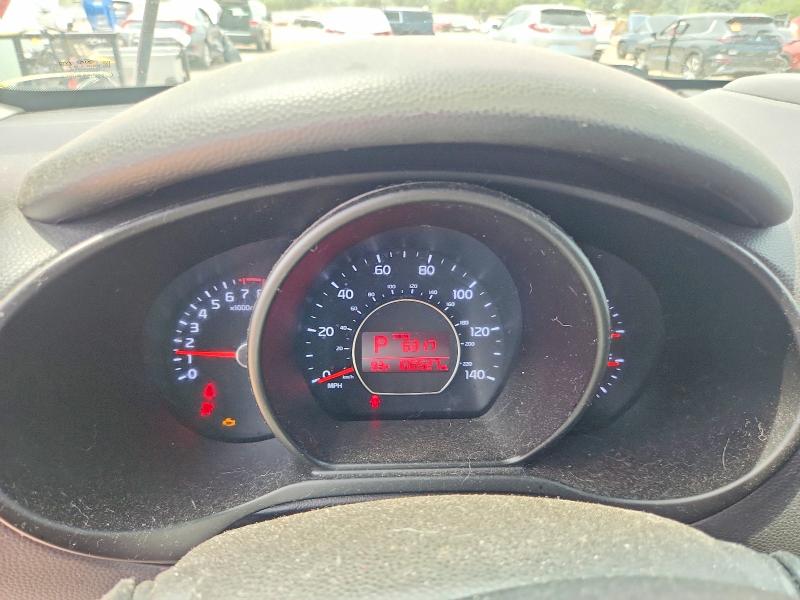 2016 Kia Soul VIN KNDJP3A51G7817894 COPART salvage auction — MINOR DENT/SCRATCHES, Il - Salvage Certificate, sold $925 on 2026-07-14 (photo 9)