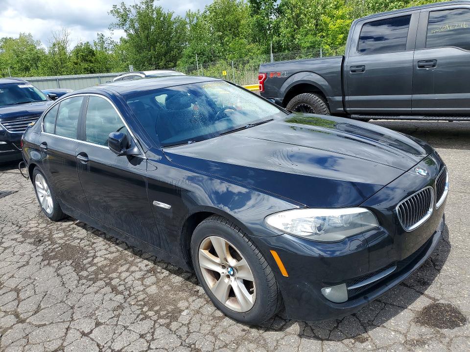 2013 BMW 5er VIN WBAXH5C50DDW12397 COPART salvage auction — MINOR DENT/SCRATCHES, Mi - Certificate Of Title, sold $2,700 on 2026-07-31 (photo 4)