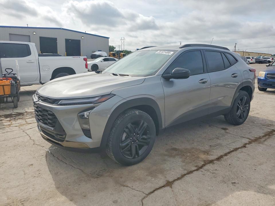 2025 Chevrolet Trax VIN KL77LKEP0SC166704 COPART salvage auction — HAIL, Ok - Cert Of Title-Salvage, sold $10,800 on 2026-07-24 (photo 1)