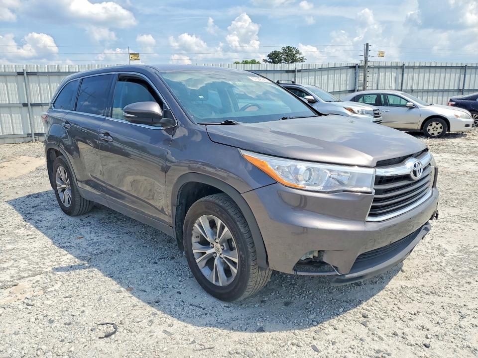 2015 Toyota Highlander VIN 5TDBKRFH9FS157195 COPART salvage auction — FRONT END, Mt - Certificate Of Title (P), sold $5,900 on 2026-08-01 (photo 4)