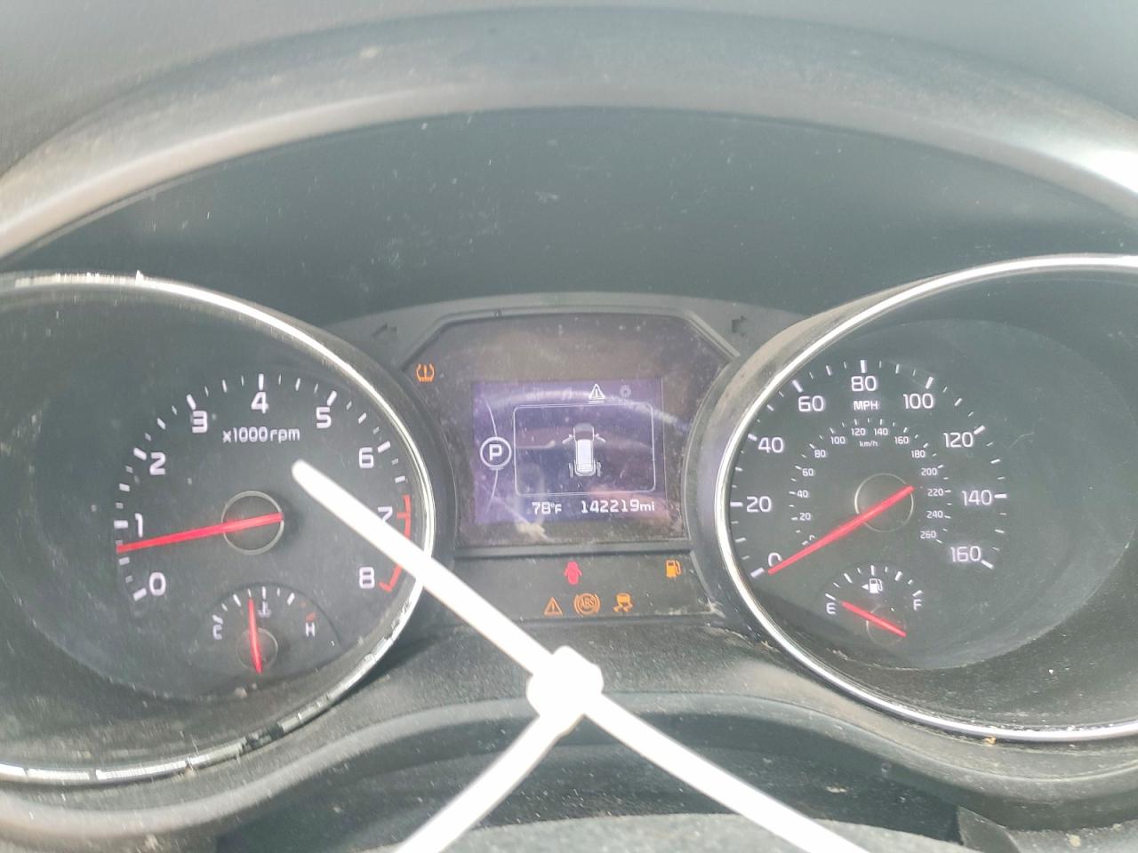 2018 Kia Sedona VIN KNDMB5C11J6398637 COPART salvage auction — Mechanical, KS - CERTIFICATE OF TITLE (P), sold $1,600 on 2026-07-08 (photo 9)