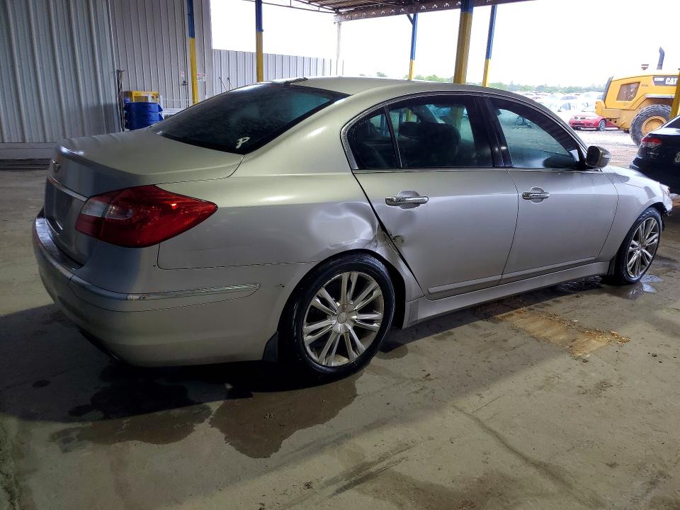 2012 Hyundai Genesis VIN KMHGC4DD0CU200864 COPART salvage auction — FRONT END, Tx - Salvage Vehicle Title, sold $225 on 2026-07-14 (photo 3)