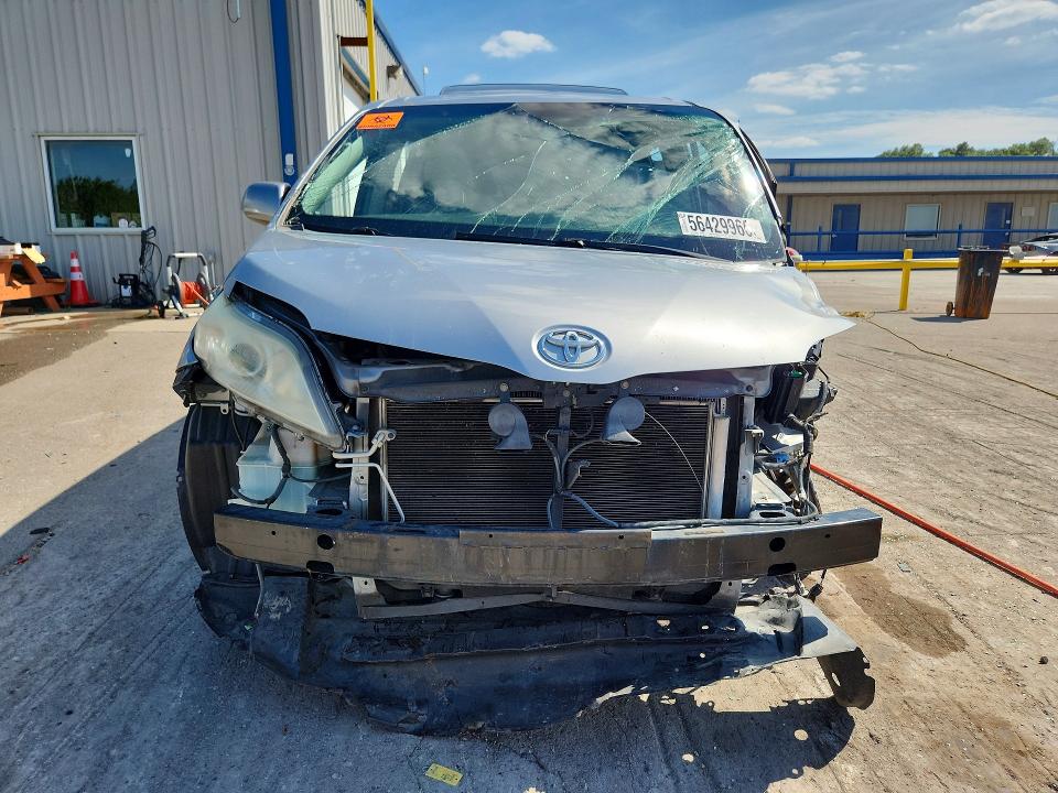 2014 Toyota Sienna VIN 5TDYK3DC4ES434901 COPART salvage auction — SIDE, Tn - Non-Repairable Certificate, sold $900 on 2026-07-13 (photo 5)