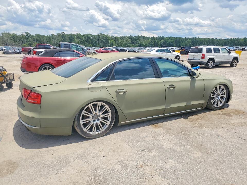 2011 Audi A8 VIN WAURVAFD5BN012091 COPART salvage auction — MINOR DENT/SCRATCHES, LA - CERT OF TITLE-RECONSTRUCTED (P), sold $3,200 on 2026-07-29 (photo 3)