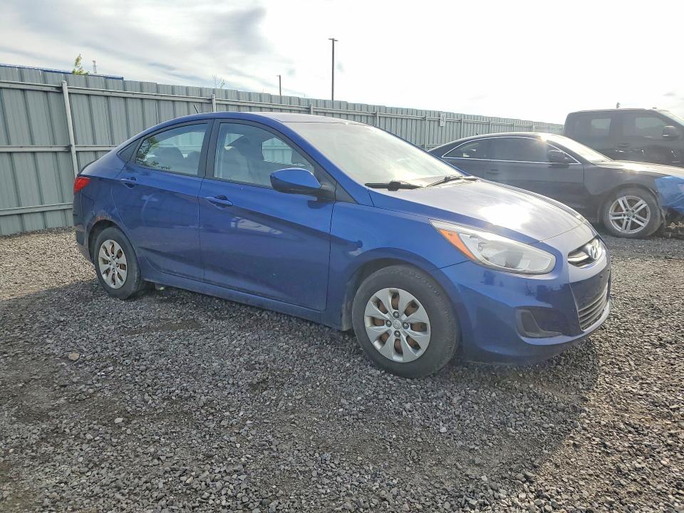 2015 Hyundai VIN KMHCT4AEXFU815082 COPART salvage auction — MINOR DENT/SCRATCHES, On - Permit No Brand - Unfit, sold $1,600 on 2026-07-03 (photo 4)