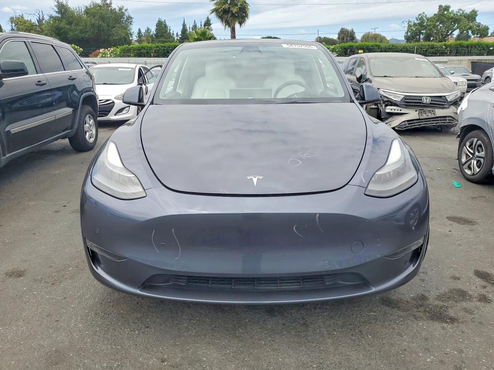 2022 Tesla Model y VIN 7SAYGDEE3NF537127 COPART salvage auction — REAR END, Ca - Salvage Certificate, sold $12,700 on 2026-07-16 (photo 5)