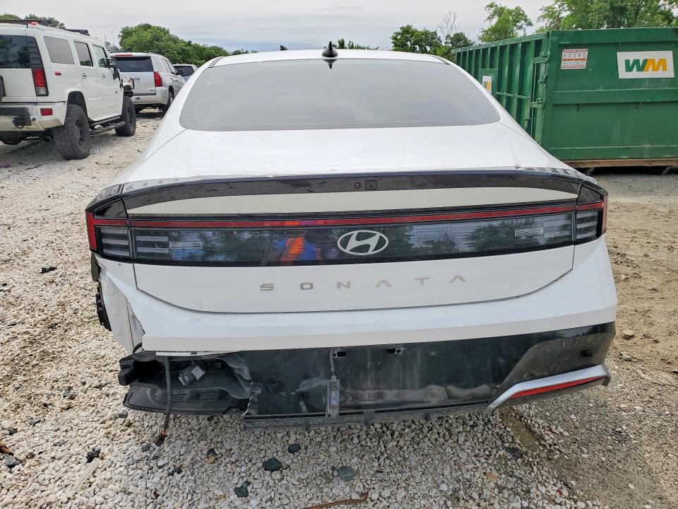 2025 Hyundai Sonata VIN KMHL64JA8SA506551 COPART salvage auction — REAR END, Fl - Certificate Of Destruction, sold $11,400 on 2026-07-30 (photo 6)