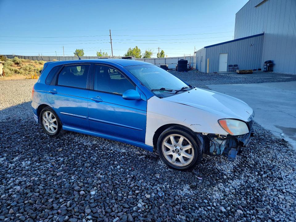 2005 Kia Spectra VIN KNAFE161555118313 COPART salvage auction — FRONT END, Nv - Salvage Title, sold $90 on 2026-07-02 (photo 4)