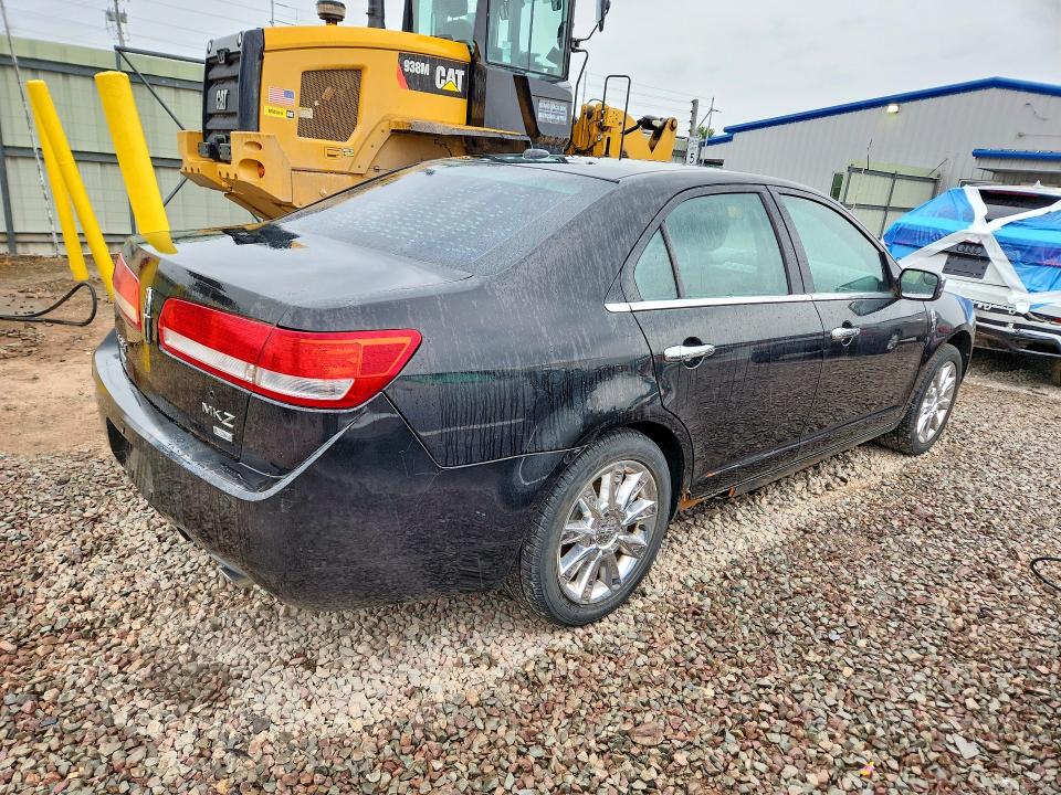 2011 Lincoln Mkz VIN 3LNHL2JC0BR774049 COPART salvage auction — MINOR DENT/SCRATCHES, Ny - Certificate Of Title, sold $425 on 2026-07-04 (photo 3)