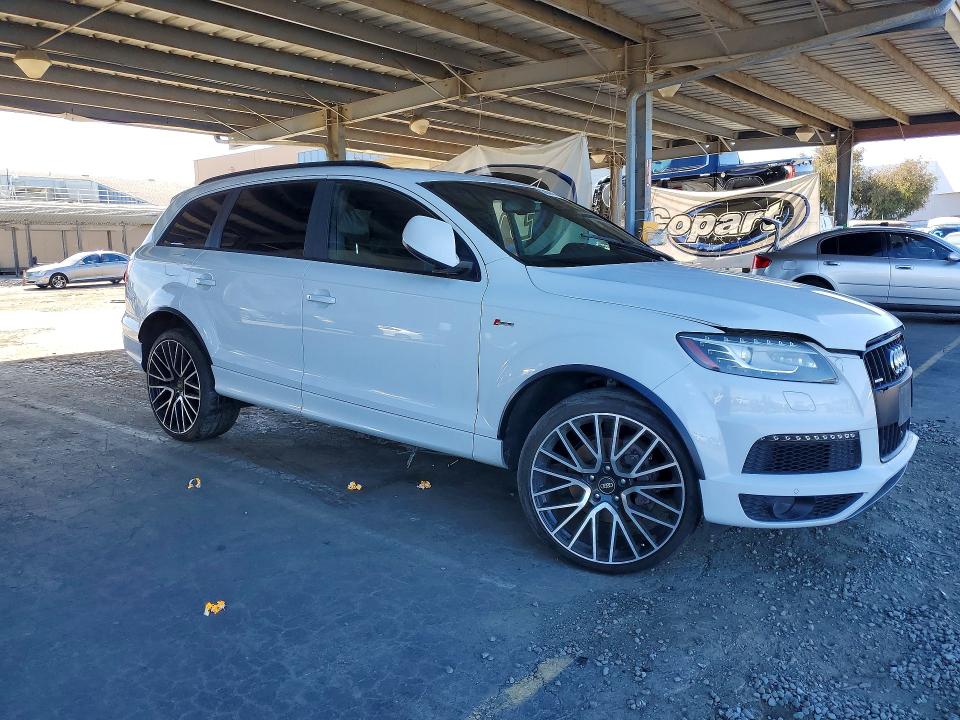 2015 Audi Q7 VIN WA1DGAFE4FD018194 COPART salvage auction — VANDALISM, Ca - Dis/Dlr/Exp Only Clean Title, sold $600 on 2026-07-02 (photo 4)
