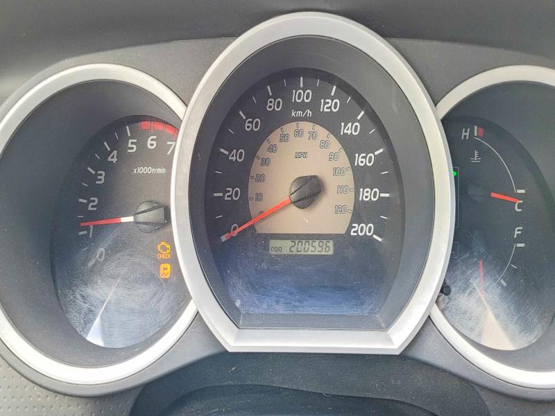 2010 Toyota Tacoma VIN 5TEUU4EN6AZ672177 COPART salvage auction — MINOR DENT/SCRATCHES, On - Permit No Brand - Unfit (P), sold $2,950 on 2026-07-03 (photo 8)