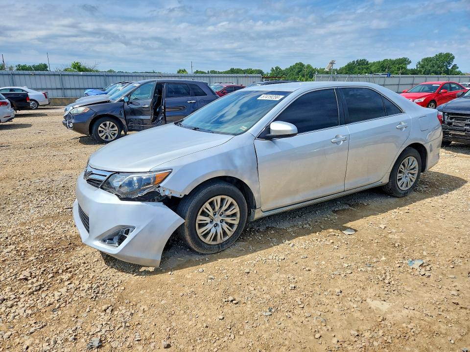 2014 Toyota Camry VIN 4T1BF1FK5EU417728 COPART salvage auction — FRONT END, Mo - Dealer Only Clean Title, sold $1,750 on 2026-07-02 (photo 1)