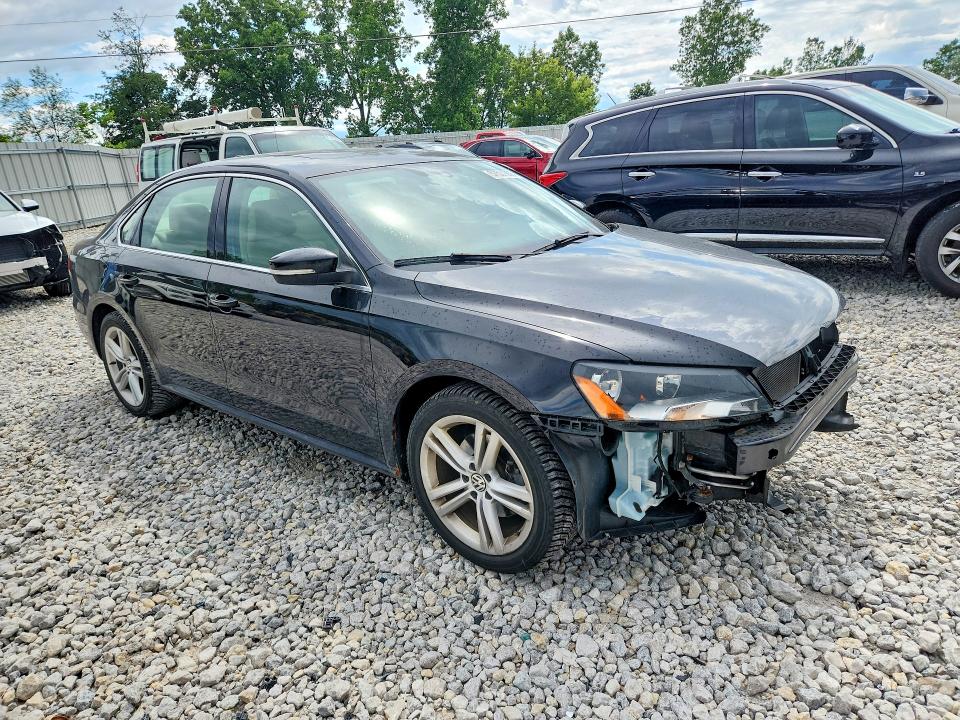 2014 Volkswagen Passat VIN 1VWBS7A34EC033185 COPART salvage auction — FRONT END, Mi - Certificate Of Title, sold $850 on 2026-07-23 (photo 4)