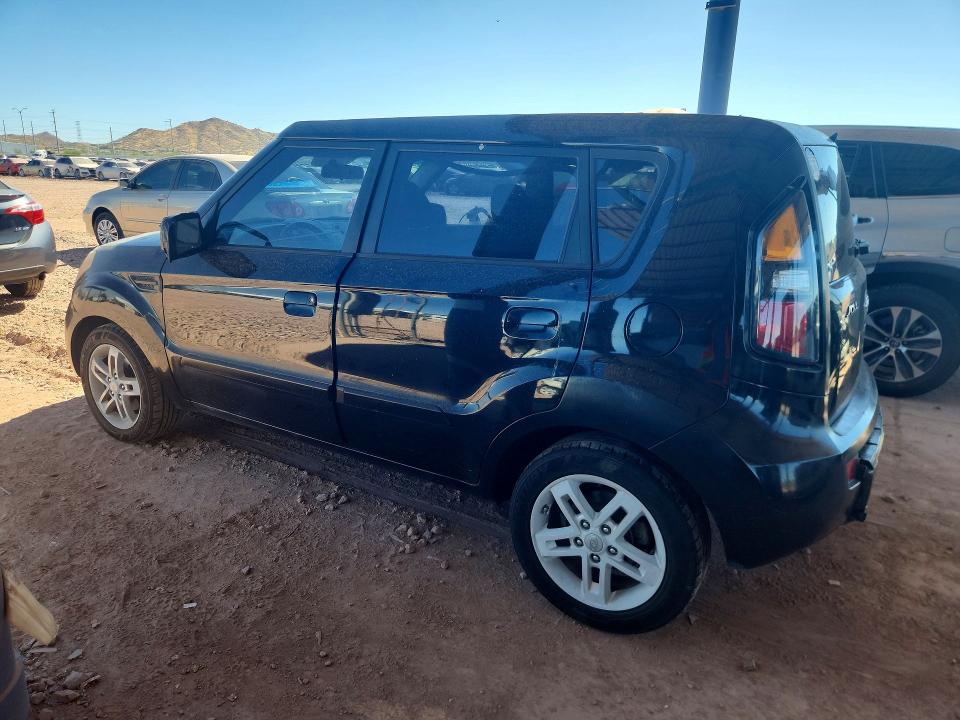 2010 Kia Soul VIN KNDJT2A27A7187768 COPART salvage auction — MINOR DENT/SCRATCHES, AZ - CERTIFICATE OF TITLE, sold $675 on 2026-07-14 (photo 2)