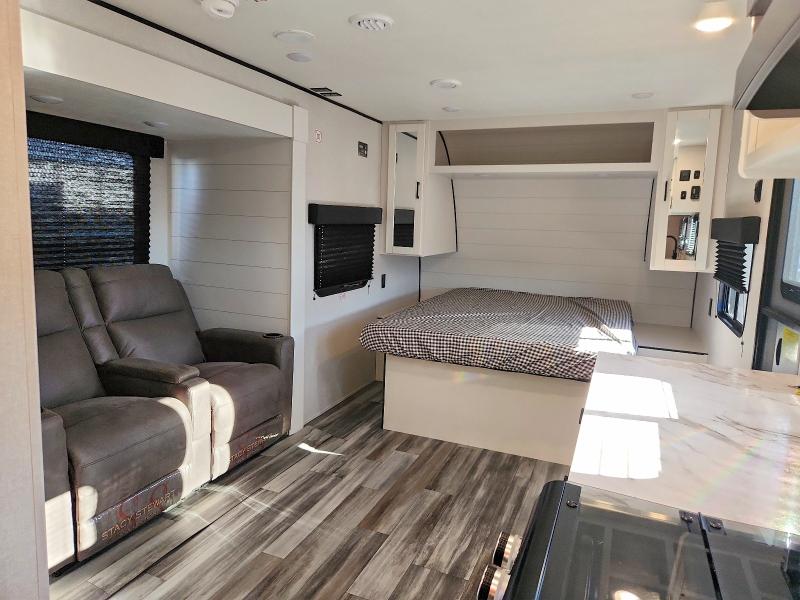 2026 Jayco Jay flight VIN 1UJBC0BL3T16S0122 COPART salvage auction — HAIL, MO - CERTIFICATE OF TITLE, sold $11,000 on 2026-07-07 (photo 5)