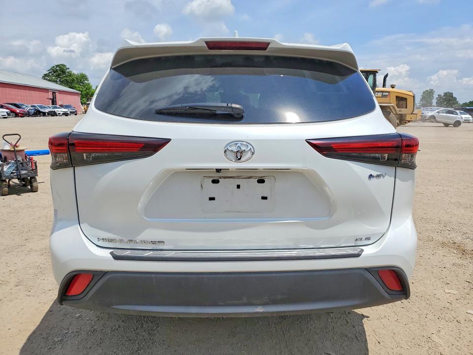 2025 Toyota Hylander VIN 5TDKBRCH5SS650497 COPART salvage auction — FRONT END, ON - PERMIT SALVAGE, sold $6,400 on 2026-07-21 (photo 6)
