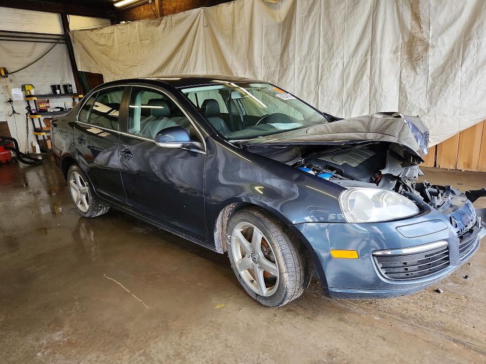 2010 Volkswagen Jetta VIN 3VWRL7AJ8AM093117 COPART salvage auction — FRONT END, Pa - Certificate Of Salvage, sold $300 on 2026-07-02 (photo 4)