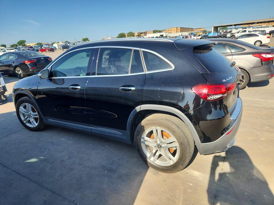 2022 Mercedes-benz VIN W1N4N4GB7NJ318760 COPART salvage auction — SIDE, Tx - Certificate Of Title, sold $7,600 on 2026-07-07 (photo 2)