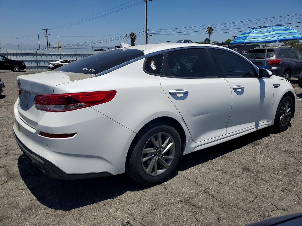 2019 Kia Optima VIN 5XXGT4L31KG322229 COPART salvage auction — MINOR DENT/SCRATCHES, Ca - Dis/Dlr/Exp Only Clean Title, sold $1,400 on 2026-07-02 (photo 3)