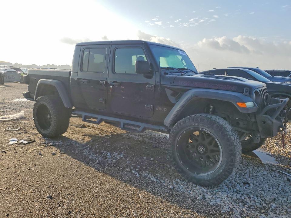 2021 Jeep VIN 1C6JJTBG4ML542467 COPART salvage auction — MINOR DENT/SCRATCHES, Tx - Salvage Vehicle Title, sold $9,700 on 2026-07-30 (photo 4)