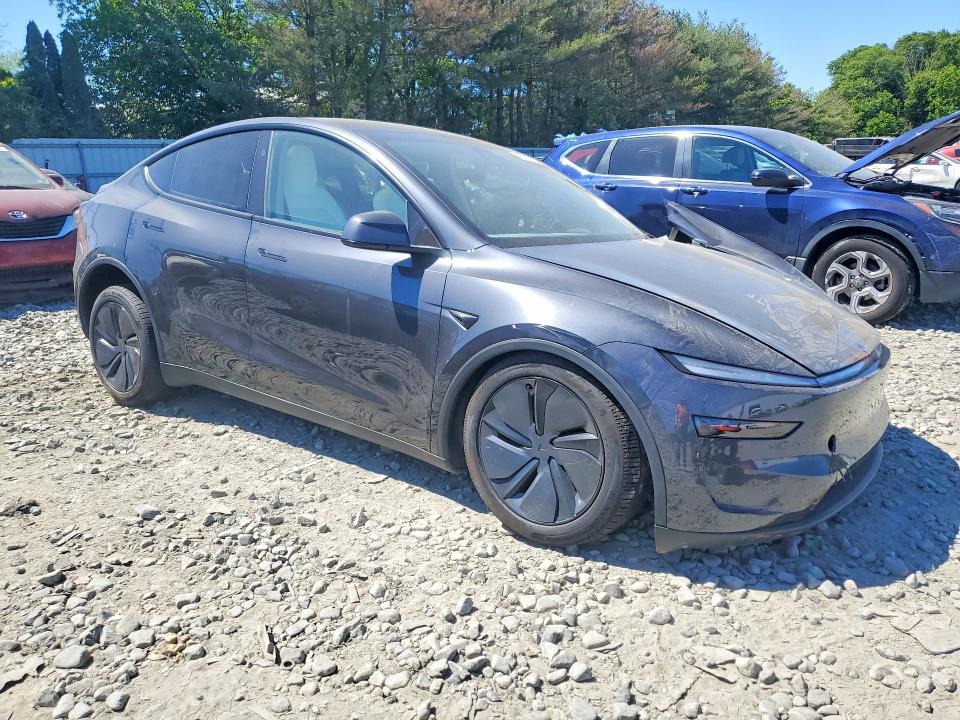 2026 Tesla Model y VIN 7SAYGDEE3TA466375 COPART salvage auction — SIDE, Nj - Cert Of Title-Salvage, sold $18,600 on 2026-07-27 (photo 4)