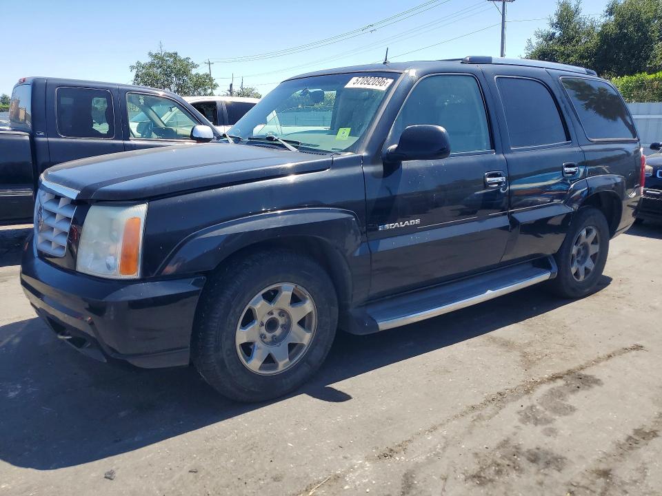 2002 Cadillac Escalade VIN 1GYEC63T32R259208 COPART salvage auction — MINOR DENT/SCRATCHES, Ca - Dis/Dlr/Exp App For Dup Clean, sold $525 on 2026-07-09 (photo 1)