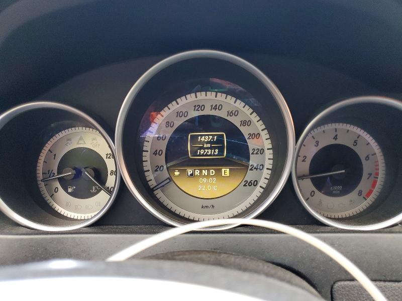 2012 Mercedes-benz C-klasse VIN WDDGF8BB1CA605899 COPART salvage auction — SIDE, Salvage Title, sold $1,900 on 2026-07-14 (photo 9)