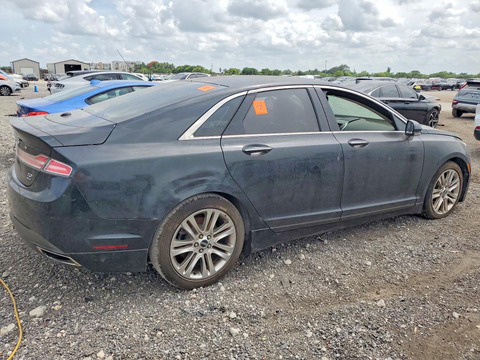 2014 Lincoln Mkz VIN 3LN6L2G99ER833204 COPART salvage auction — MINOR DENT/SCRATCHES, Fl - Certificate Of Title, sold $250 on 2026-07-23 (photo 3)