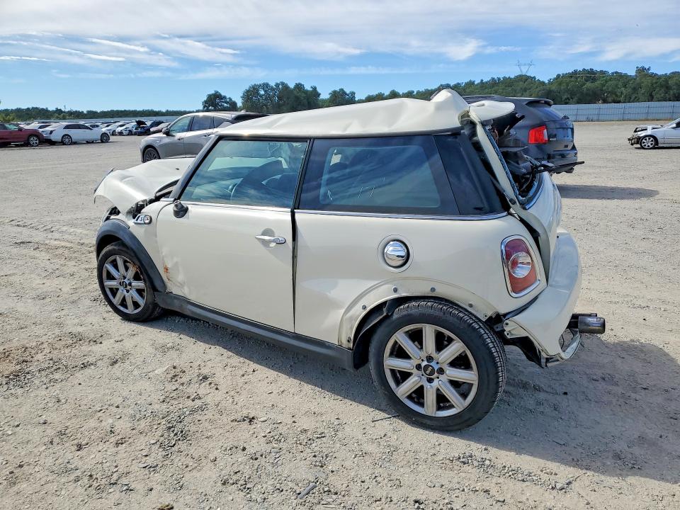 2012 Mini VIN WMWSV3C58CT385519 COPART salvage auction — ALL OVER, CA - SALVAGE CERTIFICATE, sold $300 on 2026-07-17 (photo 2)