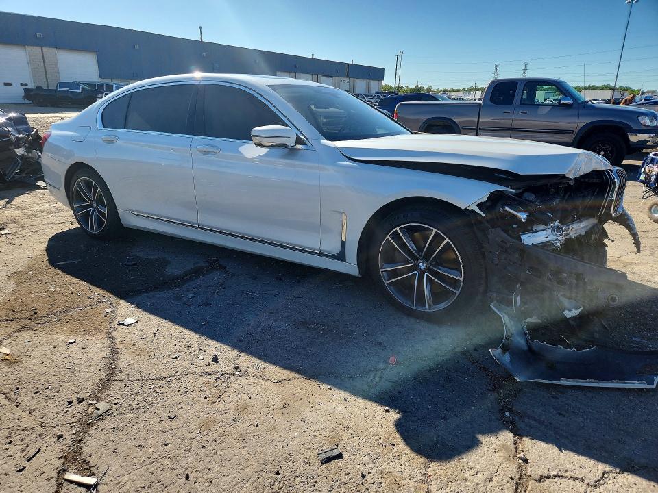 2021 BMW 7er VIN WBA7U2C02MCF93326 COPART salvage auction — FRONT END, MI - SCRAP CERTIFICATE OF TITLE, sold $10,600 on 2026-07-24 (photo 4)