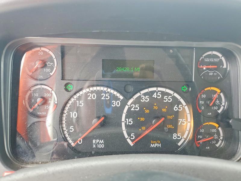 2019 Freightliner M2 VIN 3ALACXFC3KDKA6056 COPART salvage auction — MINOR DENT/SCRATCHES, AZ - CERT OF TITLE - SALVAGE, sold $11,000 on 2026-07-09 (photo 9)